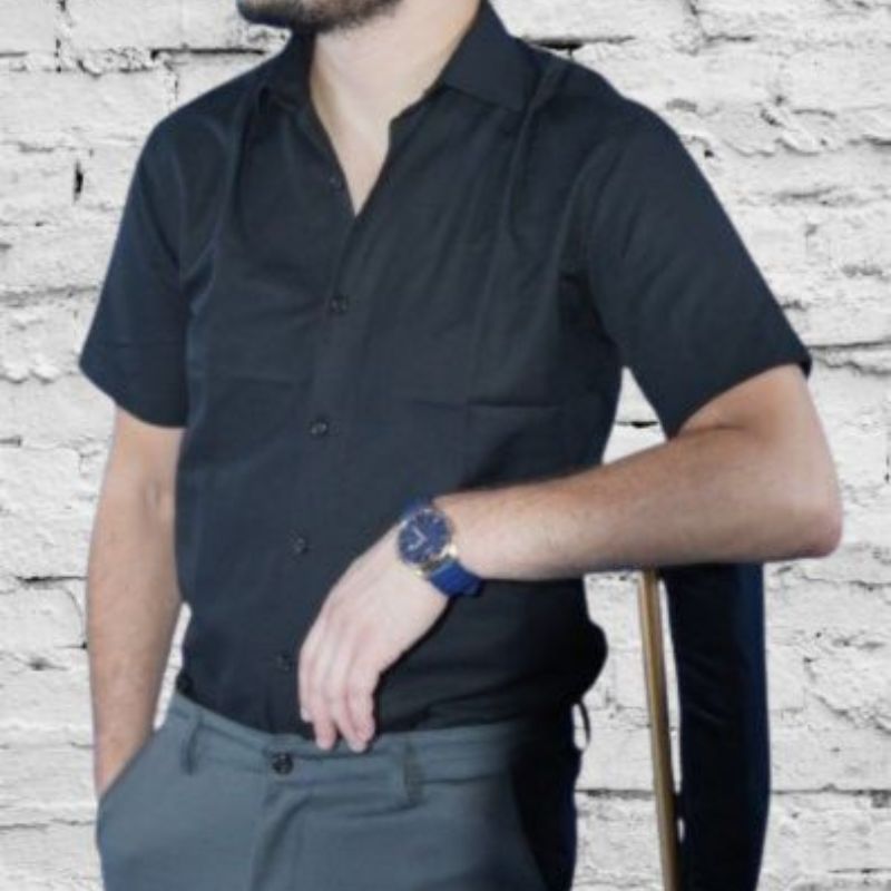 أسود
