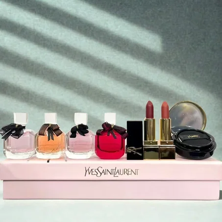 مجموعة عطور نسائية فاخرة  yves saint laurent