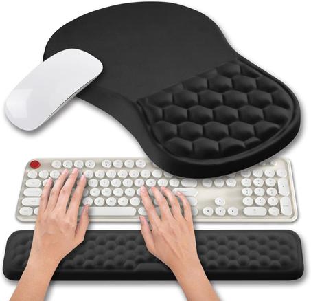 Hokafenle Alfombrilla ergonómica 2 en 1 para mouse con soporte de muñeca y reposamuñecas para teclado de computadora, con alivio del dolor del túnel carpiano, masaje y diseño de gel de memori