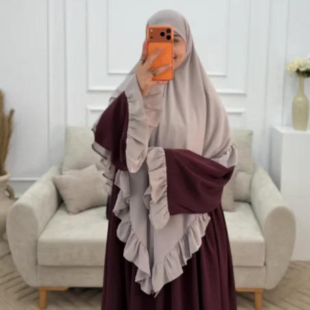 الحجابات والخمارات