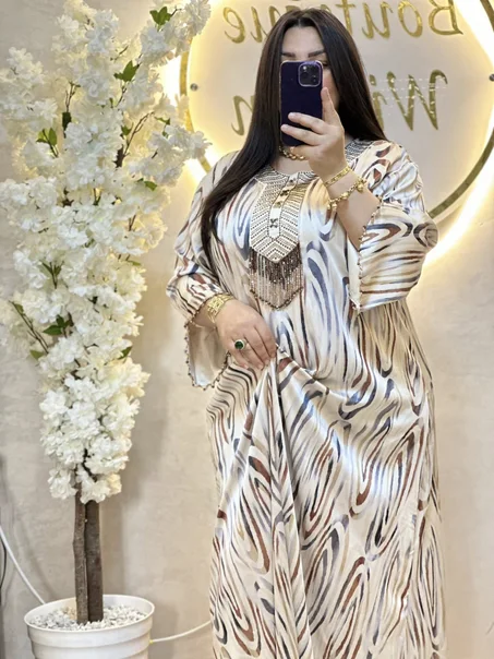 ڭندورة ساتان فاخرة — للبيت و المناسبات