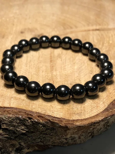 🖤 Obsidian – العقيق الأسود | حجر الحماية العميقة