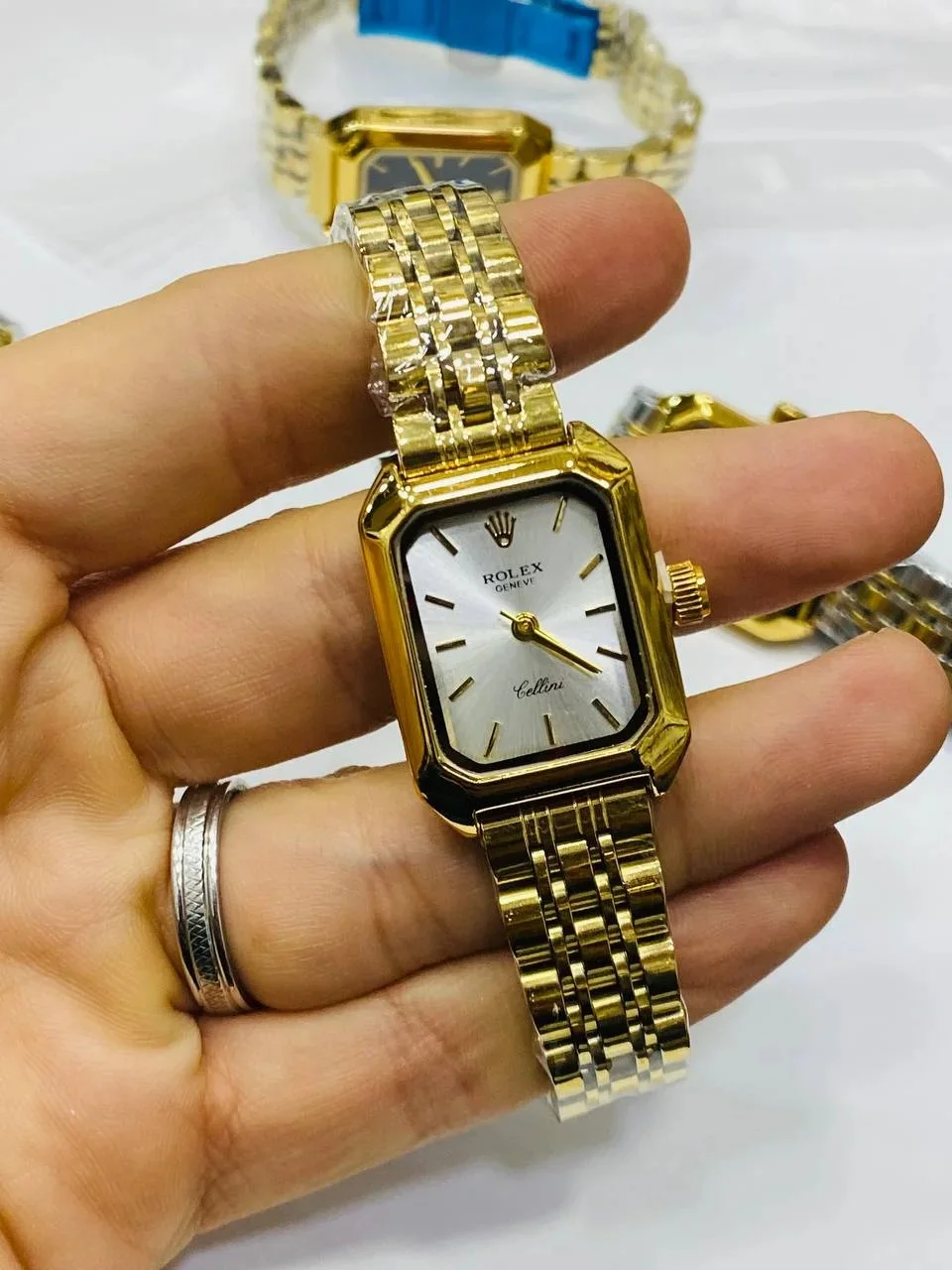 ROLEX cellini MONTRE (carré)