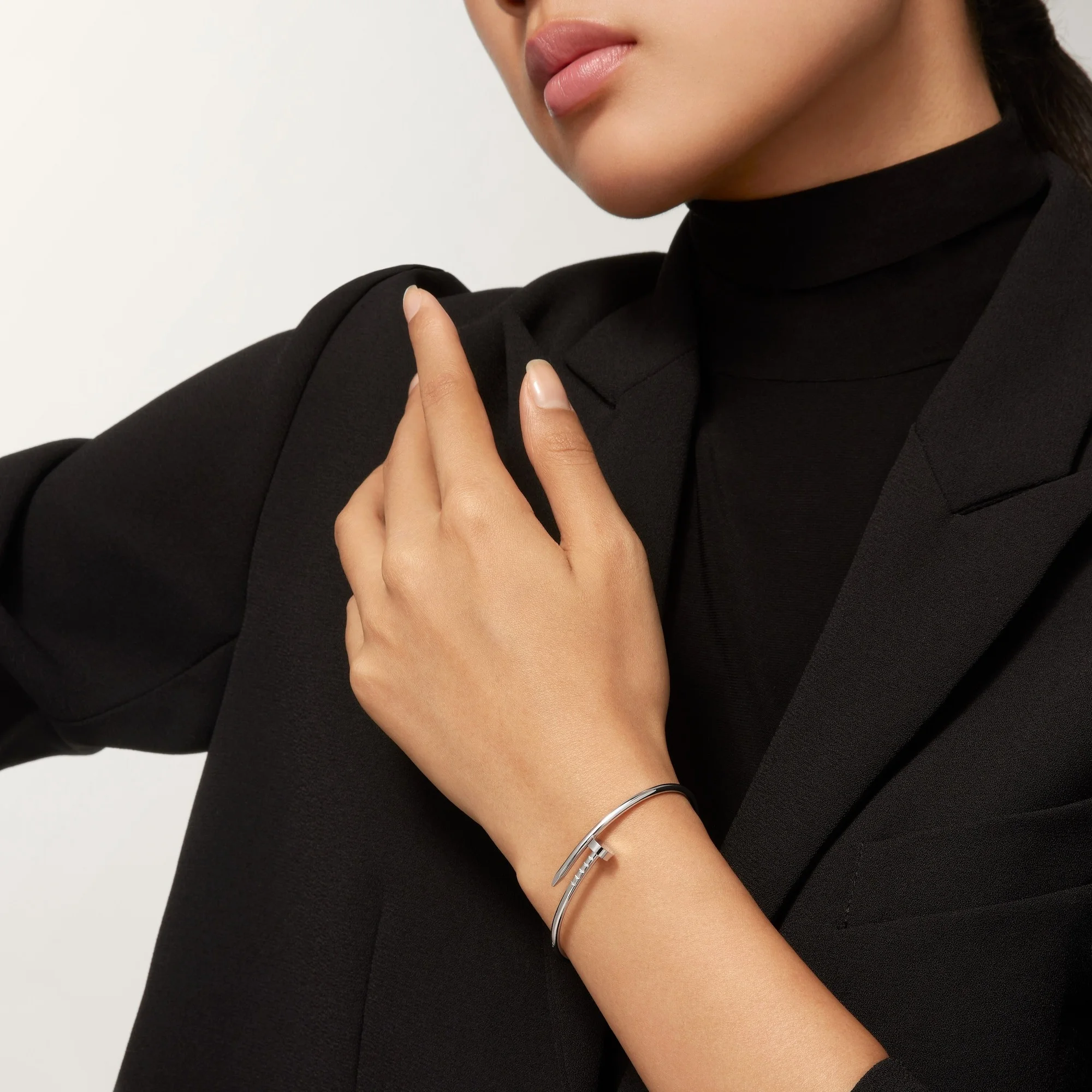 TITAN SILVER BRACELET