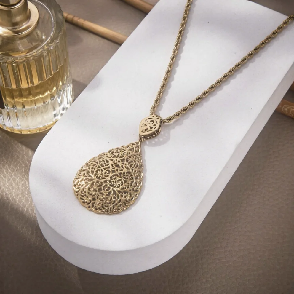 LARME ROYALE COLLIER