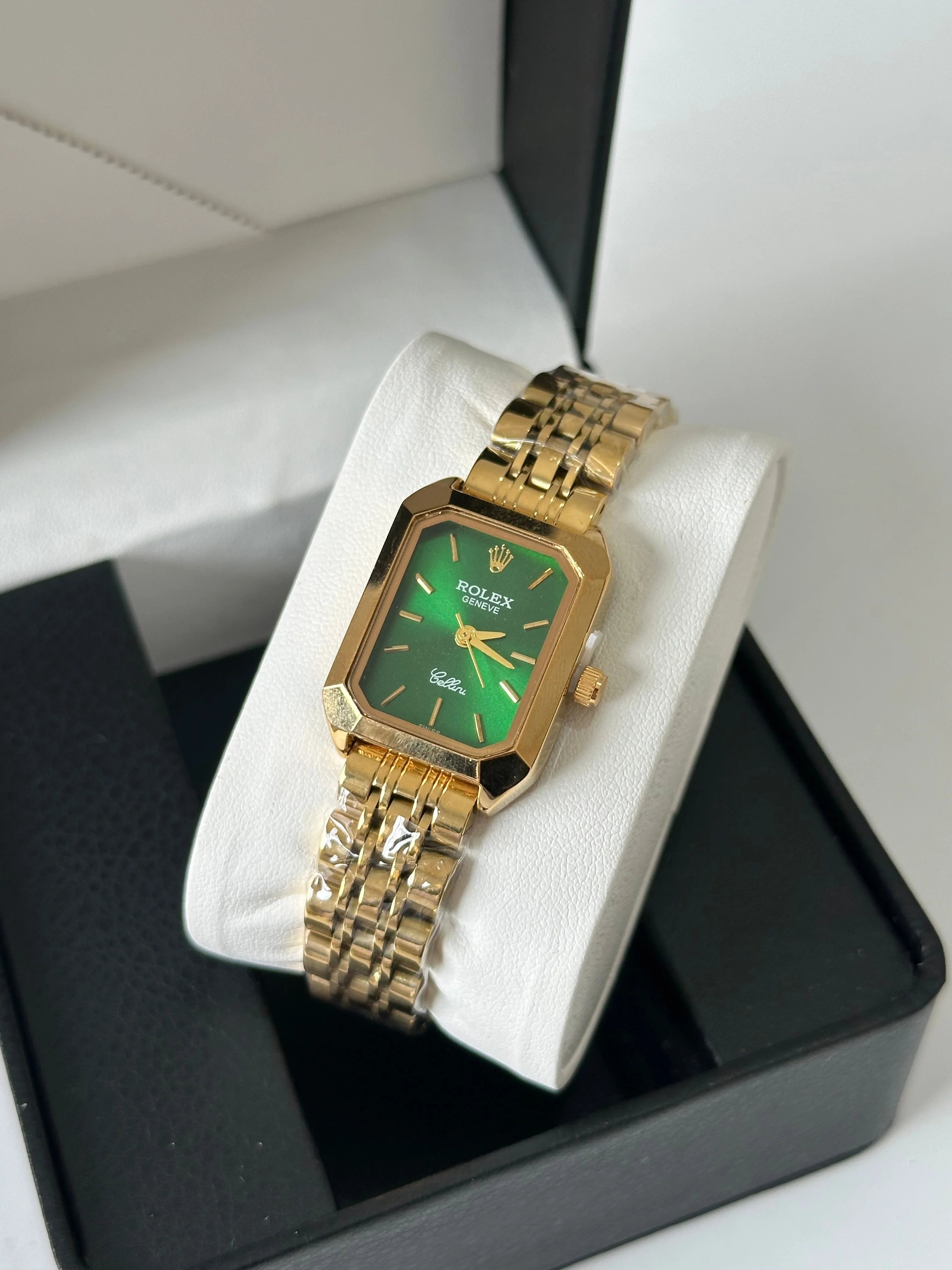 ROLEX cellini MONTRE (carré)