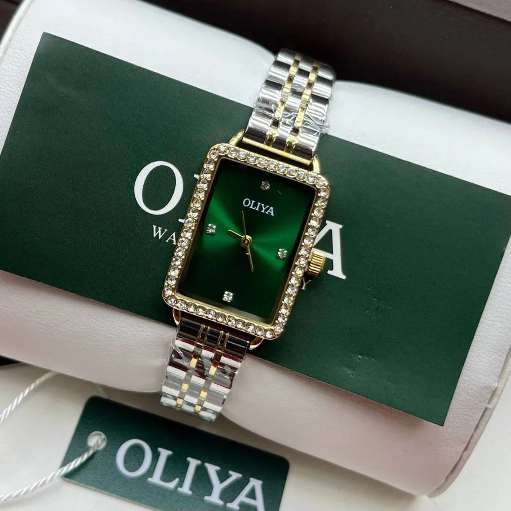 OLIYA MONTRE (carré)