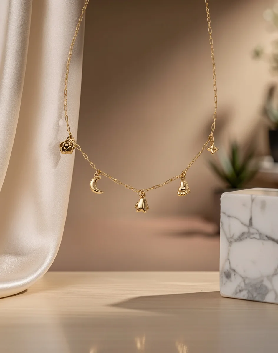 LUNA COLLIER