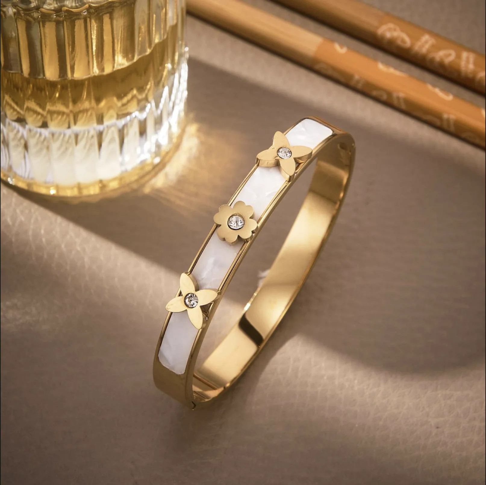 VAN CLEEF BRACELET 001