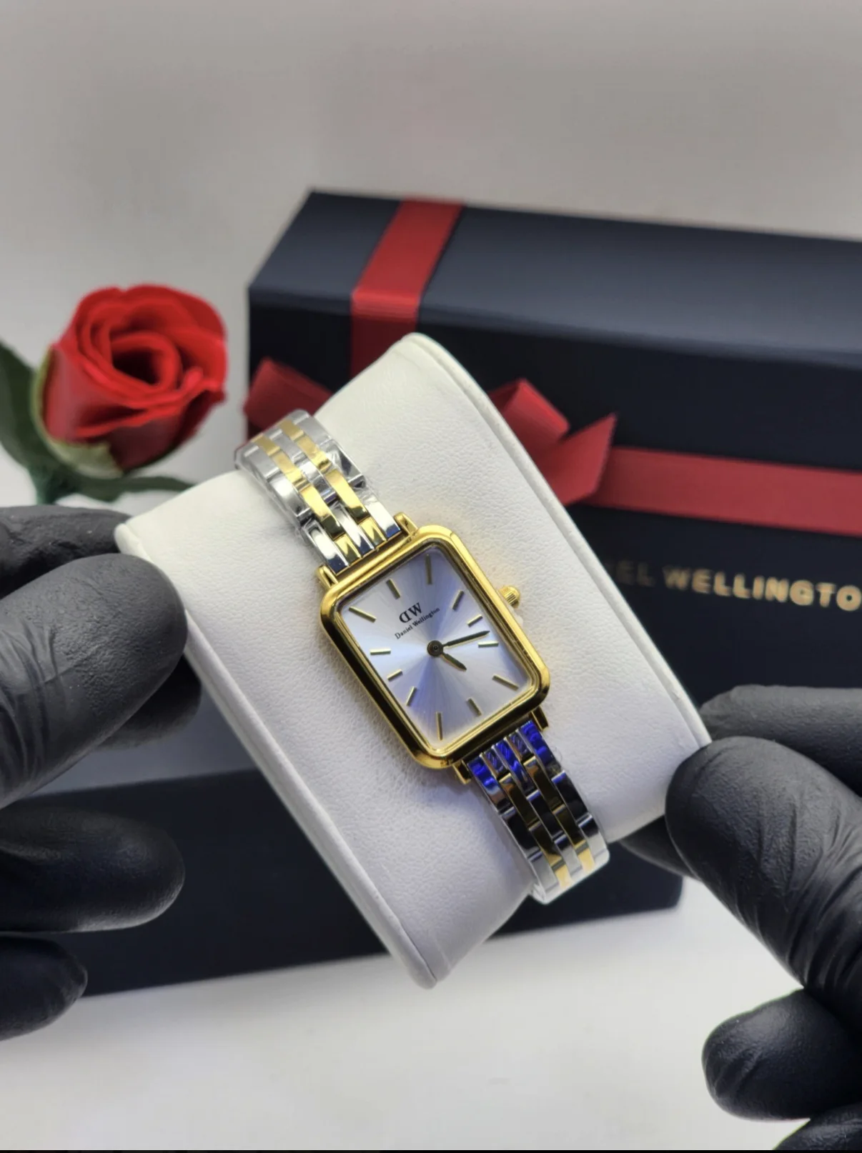 Daniel Wellington (carré)