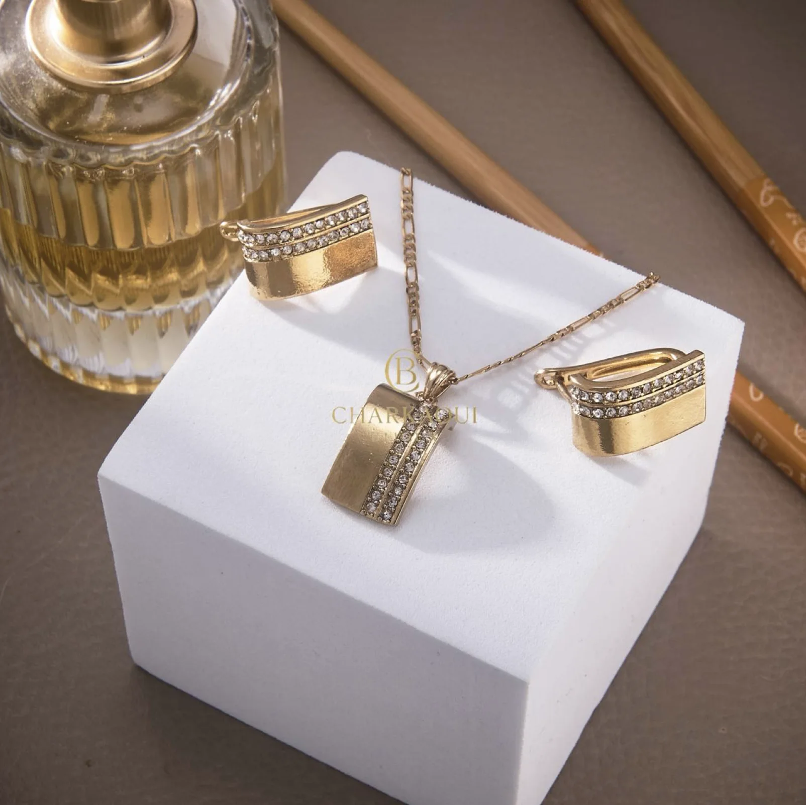 Pack Diamantine — Parure Collier & Boucles d'Oreilles [Éclat Cristallin]