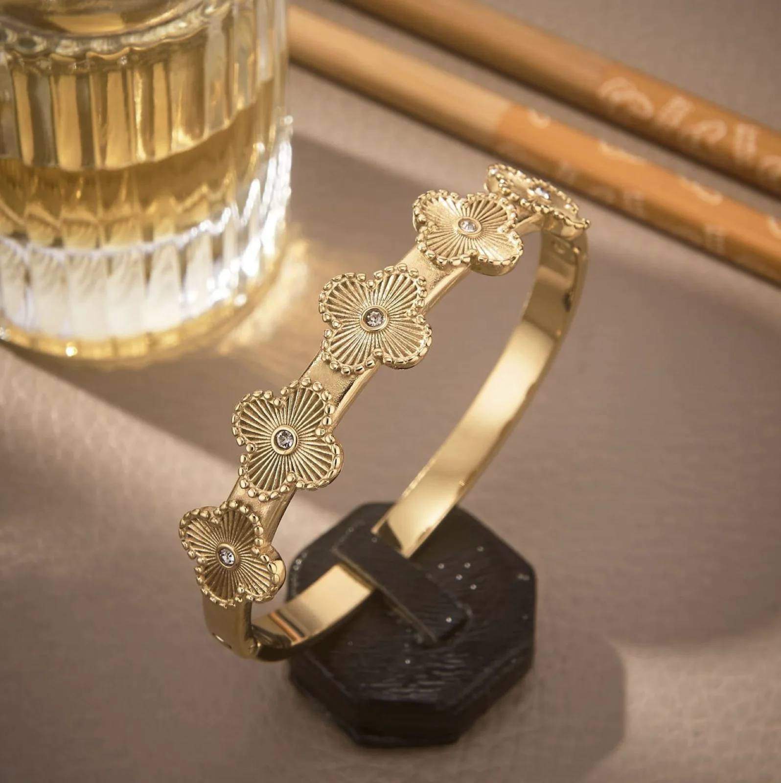 VAN CLEEF BRACELET 002