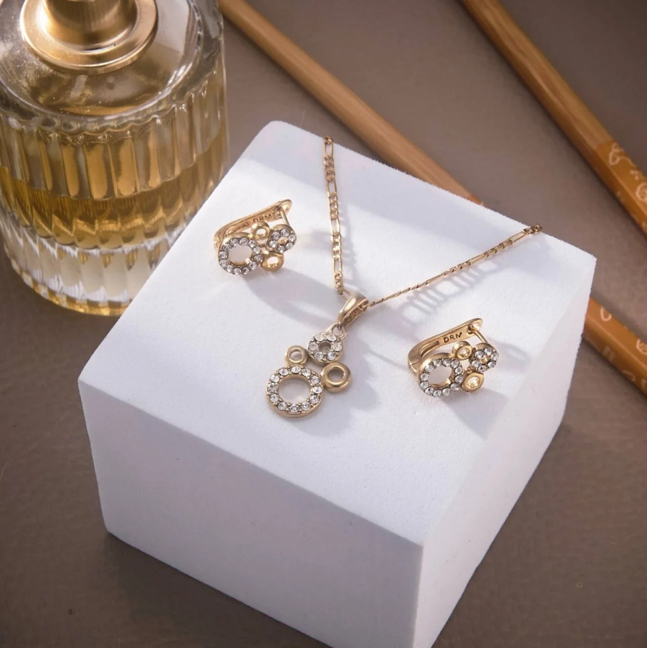 Pack Héritage — Parure Collier & Boucles d'Oreilles [Édition Prestige]