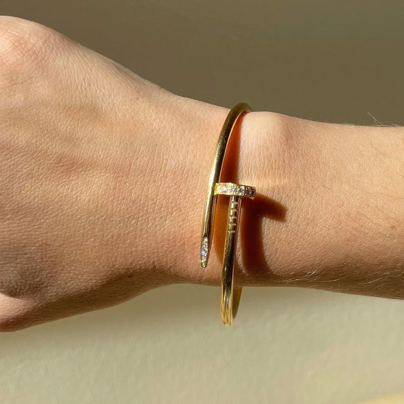 STELLA GOLD BRACELET