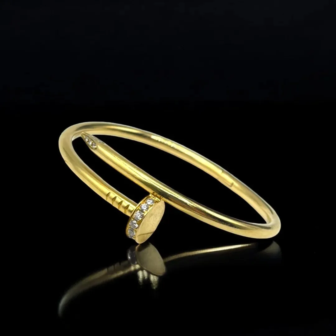STELLA GOLD BRACELET