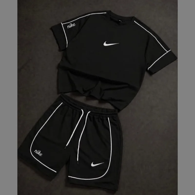 طقم Nike رجالي رياضي Dri-FIT - ينشف العرق بسرعة
