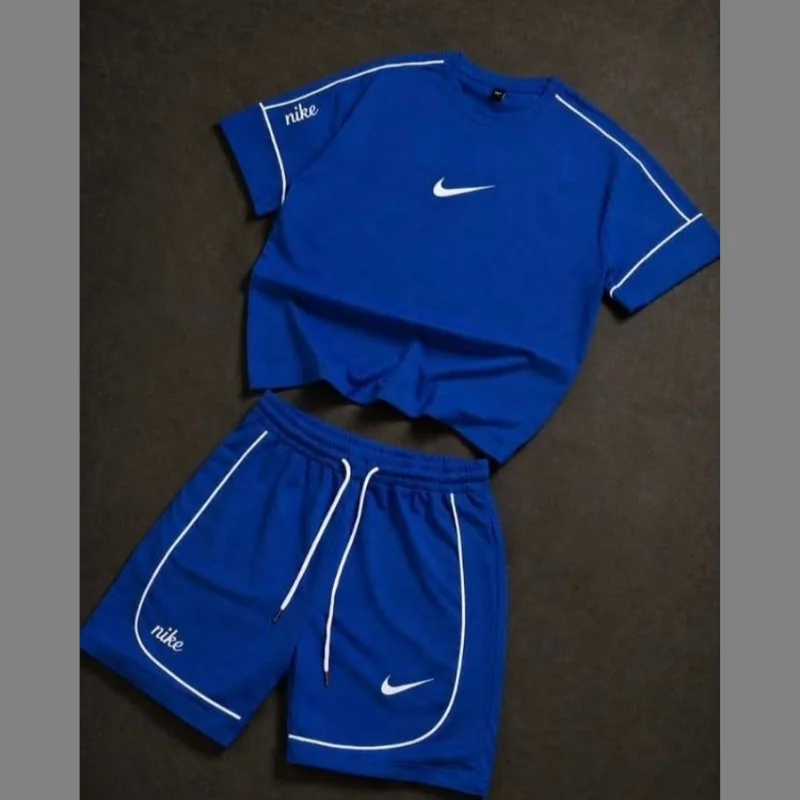 طقم Nike رجالي رياضي Dri-FIT - ينشف العرق بسرعة