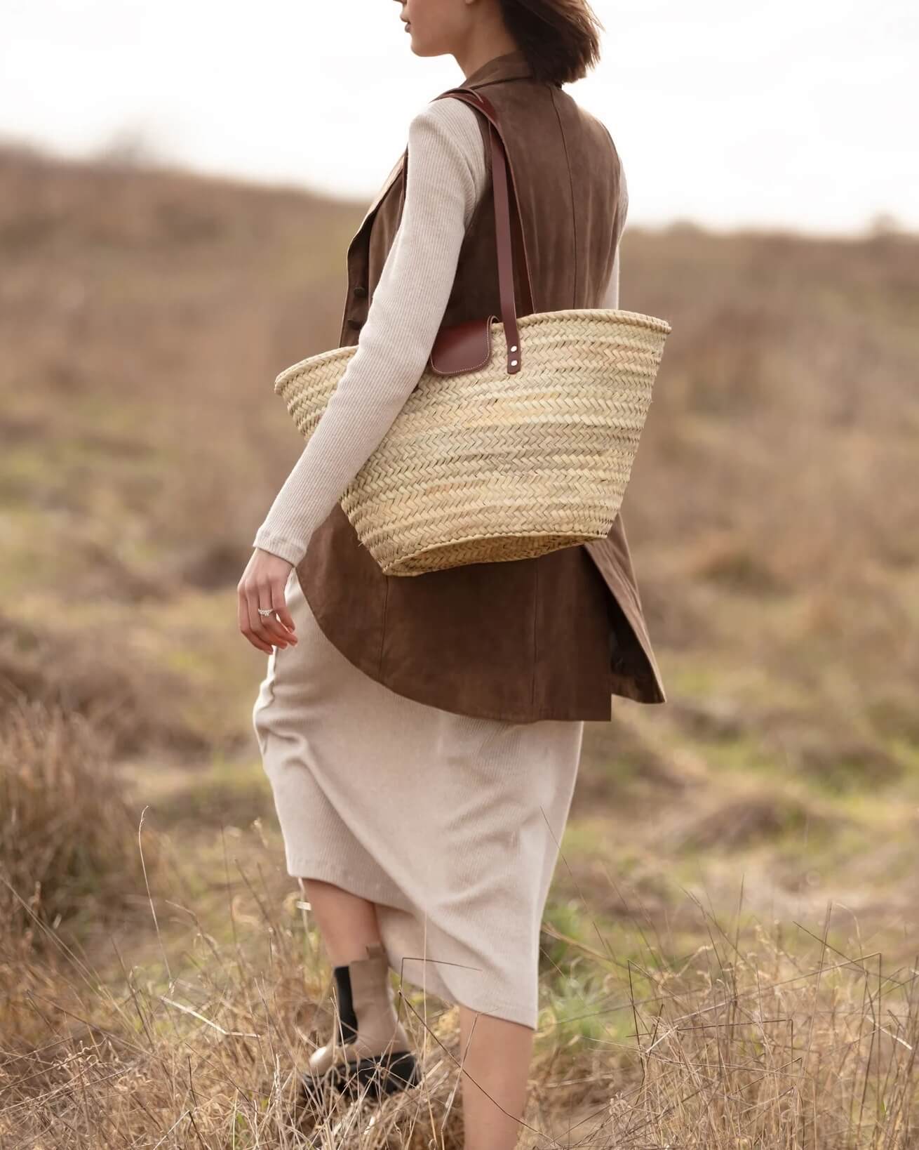 Handwoven Moroccan Basket Bag Beach Summer bag Straw Basket Bags With Brown Leather Handles