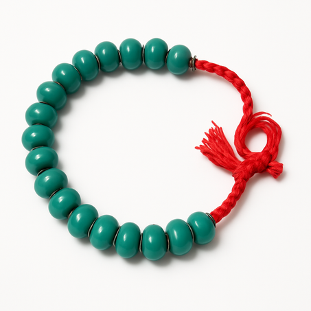 عقد الفيروزي: قوة الحماية وجمال الأناقة في قطعة واحدة