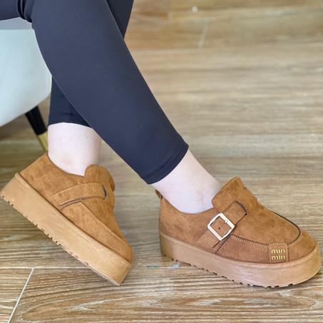 أحذية نسائية أنيقة