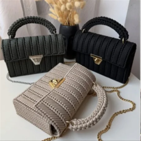 حقائب نسائية