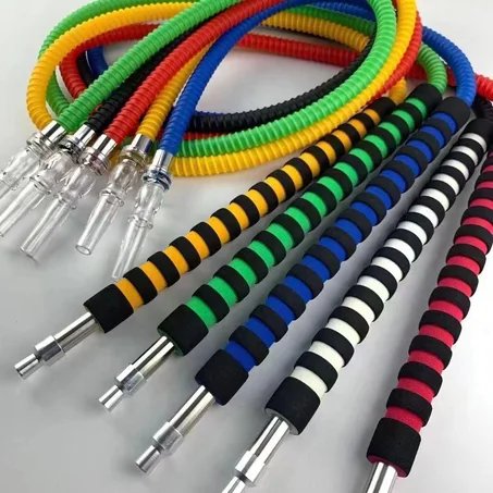 Tuyau de chicha avec poignée ergonomique