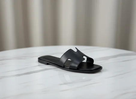 LinaWalk Sandals
