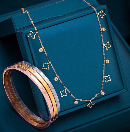 أنسومبل فاخر💎