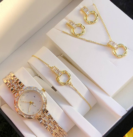 طقم “Luxury Shine” ✨