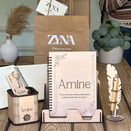 طقم مكتبي بتصميم شخصي 🎁.. مكتبك... بصمتك الخاصة 💝