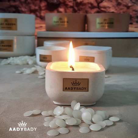 4 LITTLE AROMA CANDLES