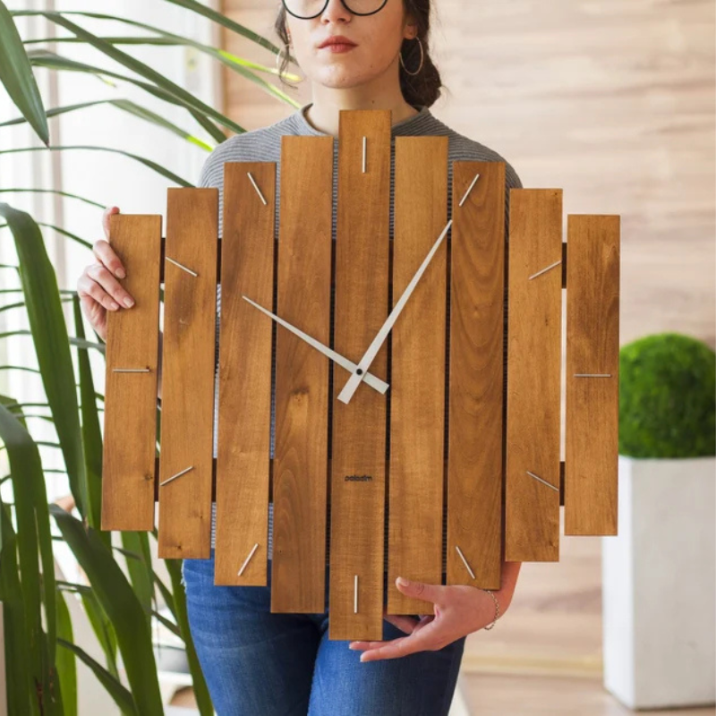 Horloge Murale en Bois Romb 60 cm - Design Industriel Géométrique