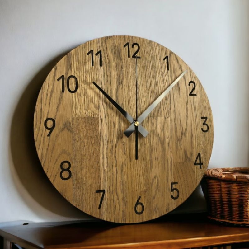 Horloge Murale en Bois Naturel : Élégance Silencieuse et Artisanale