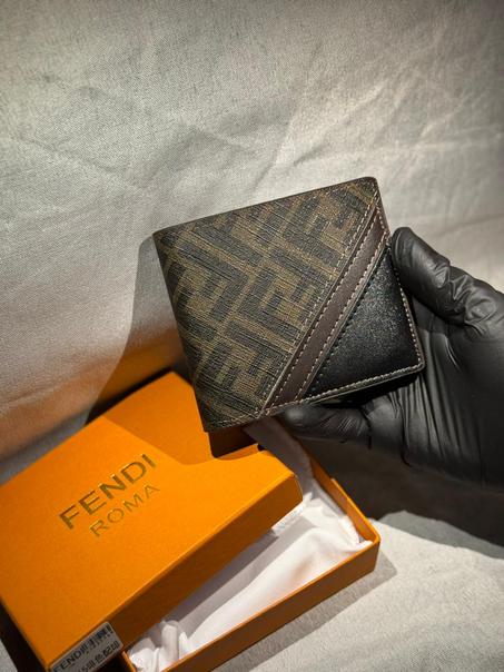 portefeuille FENDI
