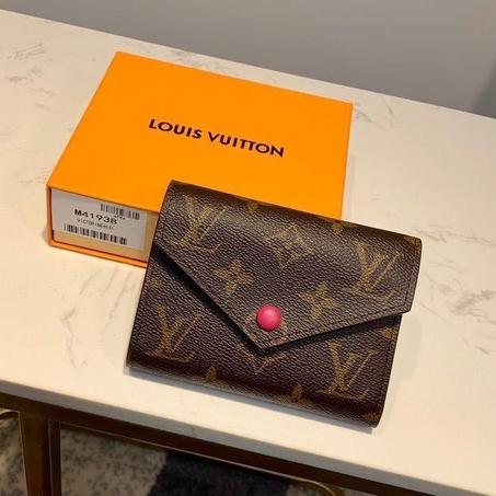portefeuille LOUIS VUITTON Victorine