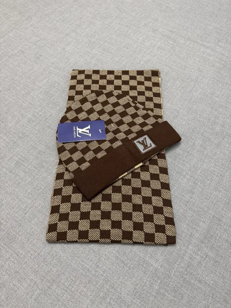 echarpe + bonnet LOUIS VUITTON