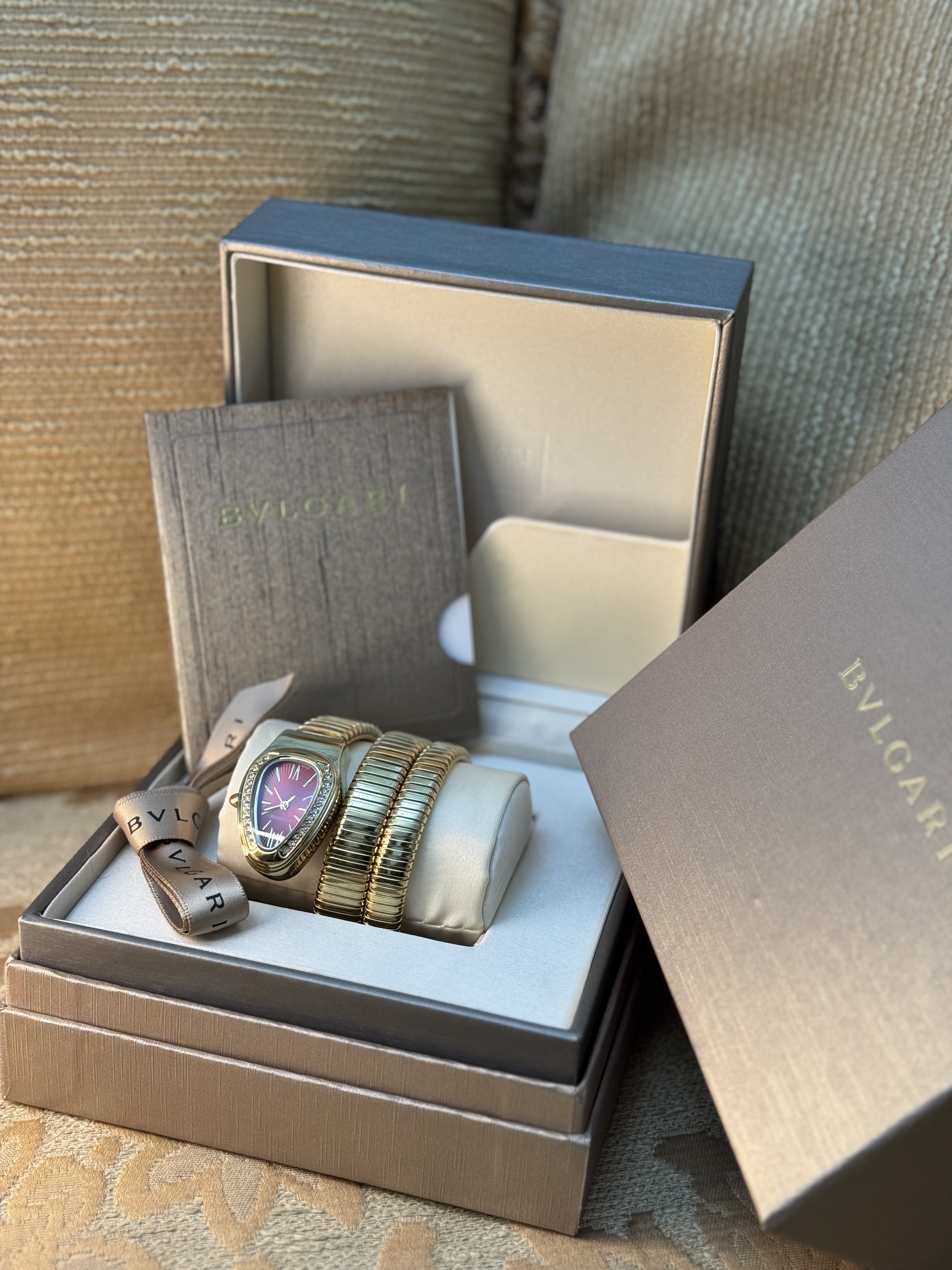 Montre BVLGARI SERPENTI TUBOGAS avec boite affic