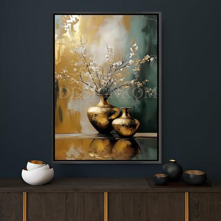 Elegant Golden Vase & Flowers