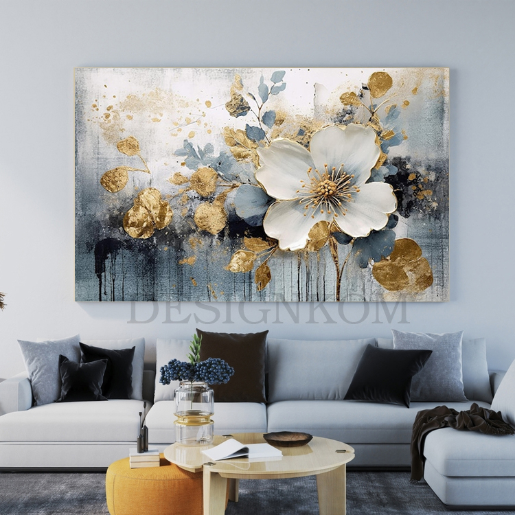 flower in gold grey