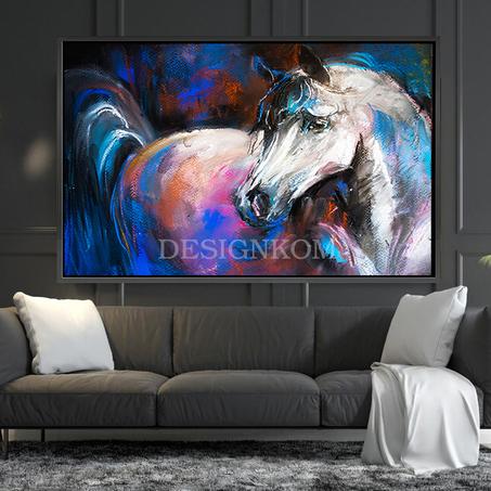 white horse lumina