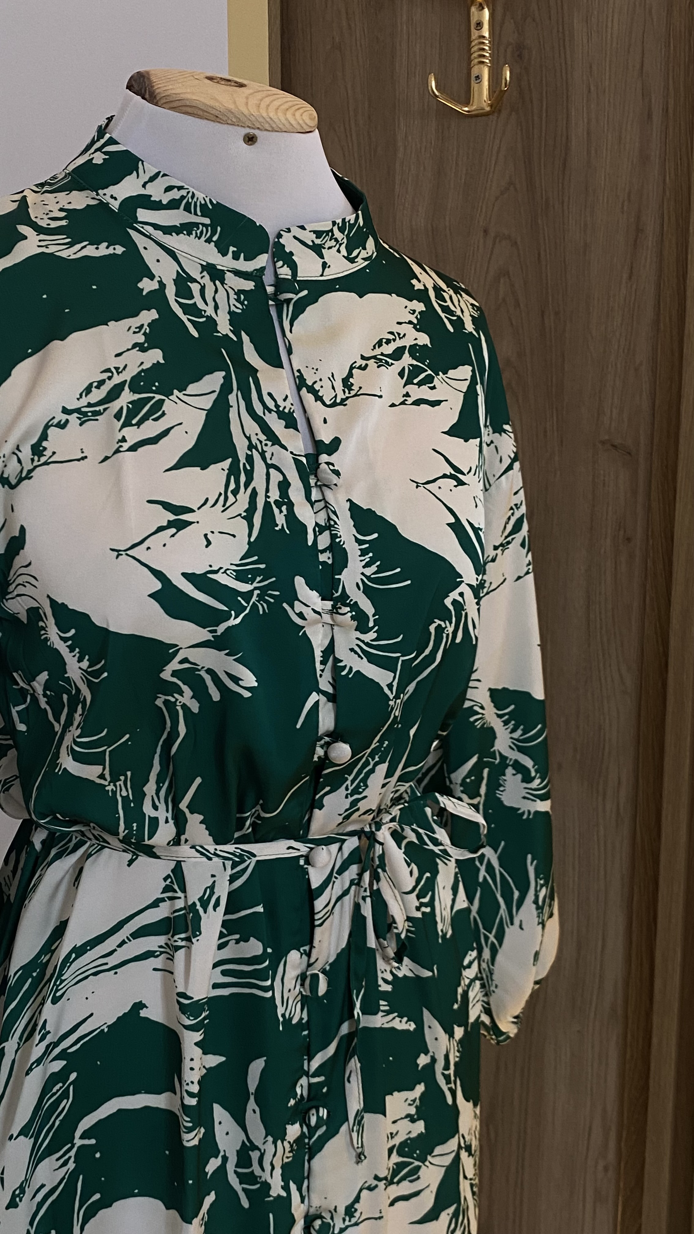 ROBE MERY