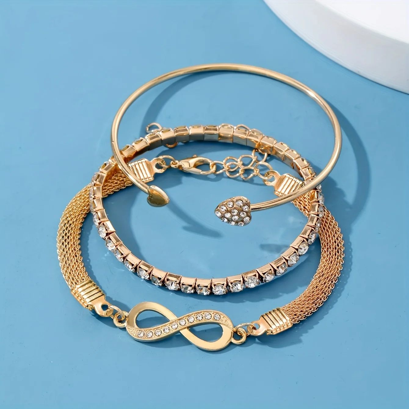 CRISTAL — Diamond-Studded Watch & Jewellery Set · 4 Pieces of Pure Brilliance