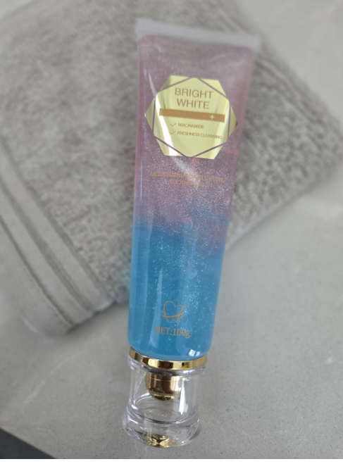 Dentifrice Blanchissant à la Niacinamide – Soin Complet & Éclat Naturel