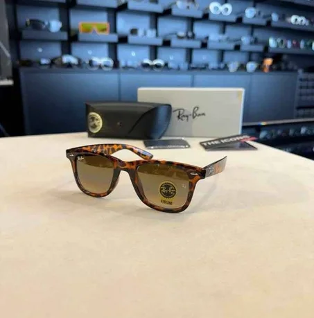 Lunettes wayfarar