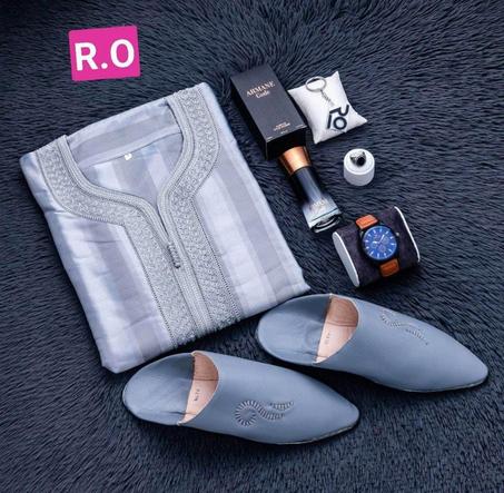 همزة تالعيد رجعات قميص رائع بألوان مختلفة مع بلغى من نفس اللون + 2 روائح أحسن ماكاين+ ساعة أنيقة + براسلي وخاتم...هادشي كامل هير249 DH