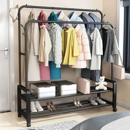 حمالة الملابس مع عجلات توفر العديد من المميزات الرائعة