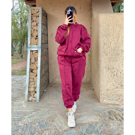 Ensemble jogging et sweat