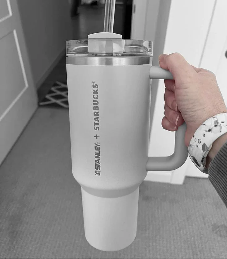 Bubbina Tumbler With Handle – Gobelet Aesthetic avec Poignée ☕💧