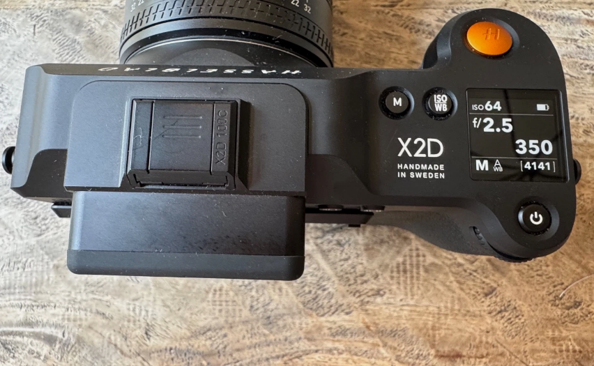 Hasselblad X2D 100C Medium Format Mirrorless Camera with XCD 55V 2.5