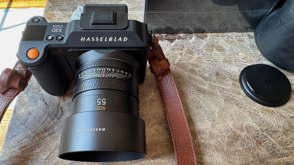 Hasselblad X2D 100C Medium Format Mirrorless Camera with XCD 55V 2.5